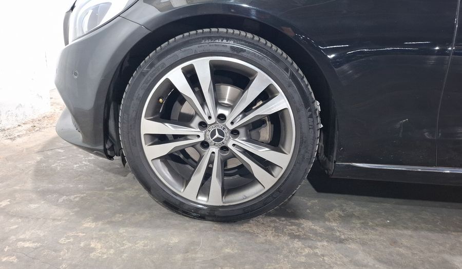 Mercedes Benz Clase C 2.0 200 SPORT AUTO Sedan 2018