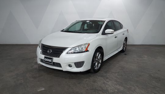Nissan • Sentra