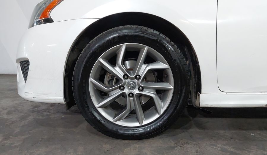 Nissan Sentra 1.8 SR NAVI CVT Sedan 2016
