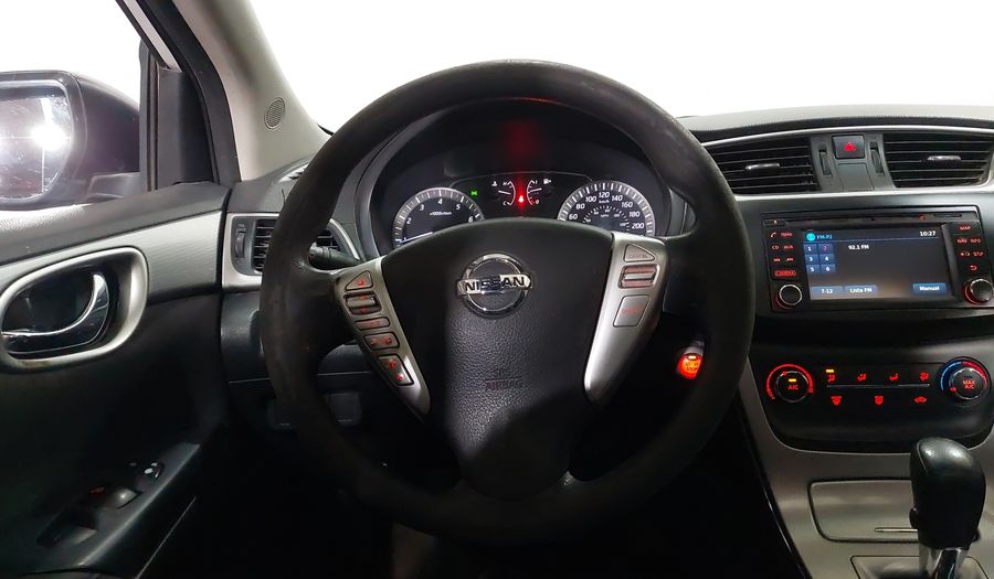 Nissan Sentra 1.8 SR NAVI CVT Sedan 2016