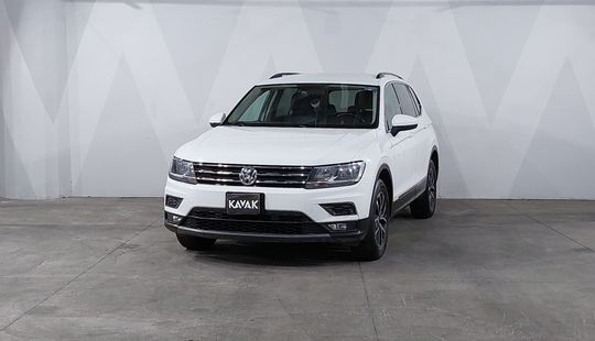 Volkswagen • Tiguan