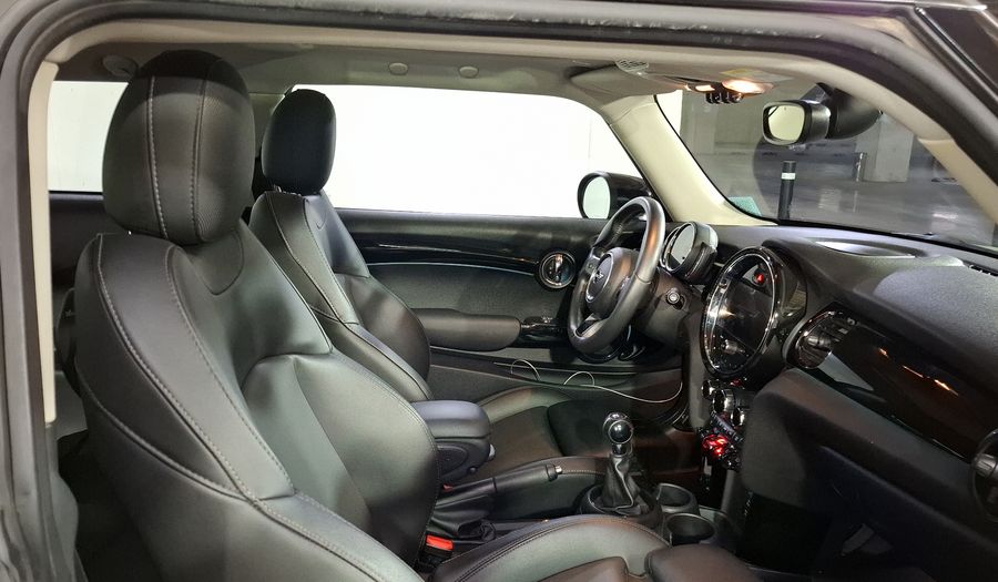 Mini Cooper S 2.0 COOPER CLASSIC Hatchback 2022