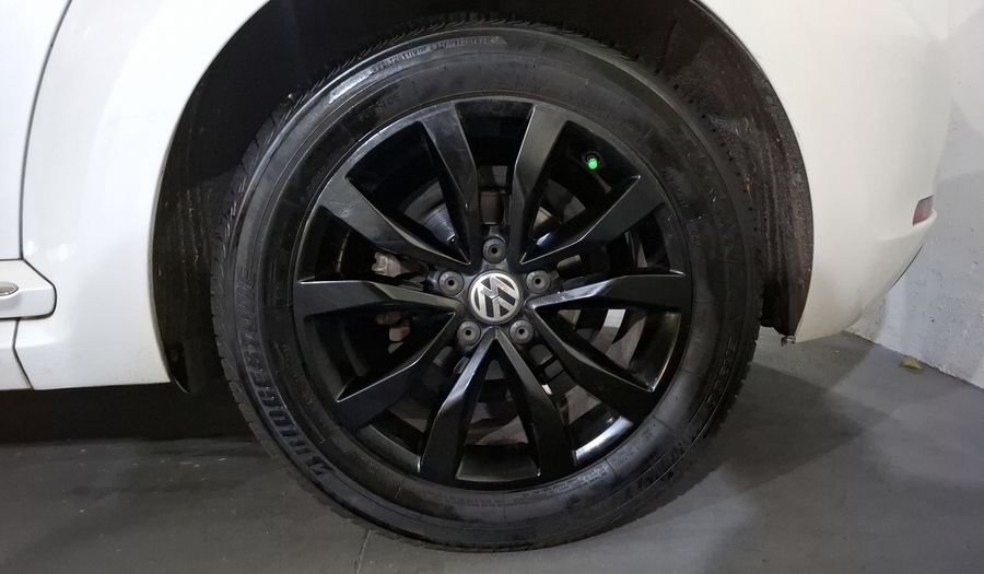 Volkswagen Beetle 2.5 SPORT TIPTRONIC Hatchback 2014