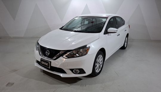 Nissan • Sentra