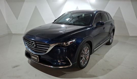2023 • 25,131 km • Automático