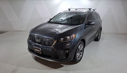 Kia • Sorento