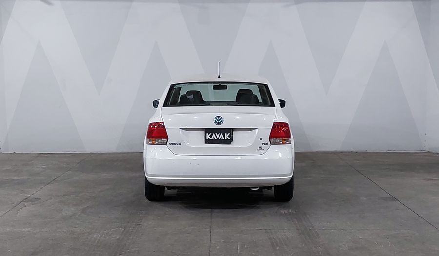 Volkswagen Vento 1.6 ACTIVE MT Sedan 2014