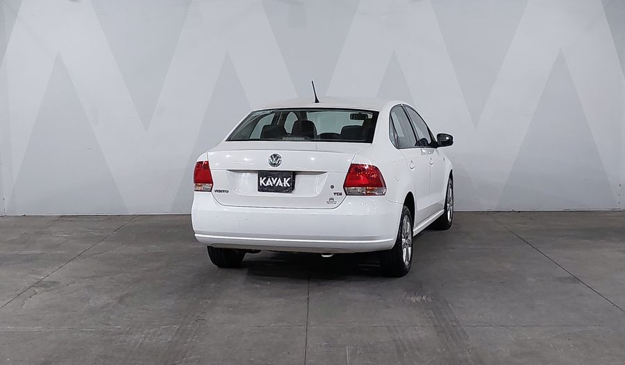 Volkswagen Vento 1.6 ACTIVE MT Sedan 2014