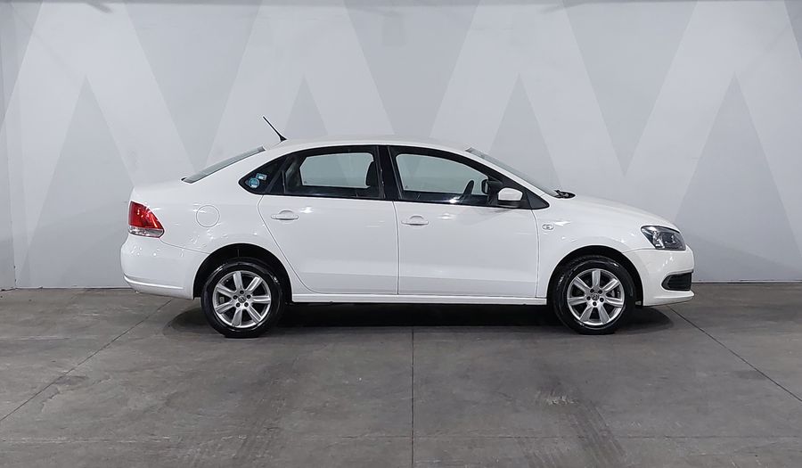 Volkswagen Vento 1.6 ACTIVE MT Sedan 2014