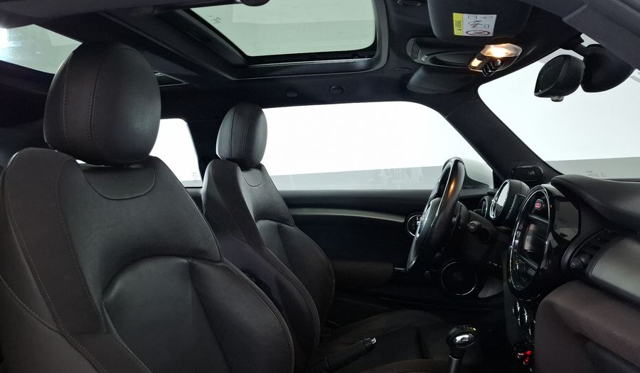 Mini Cooper S 2.0 COOPER HOT CHILI Hatchback 2017