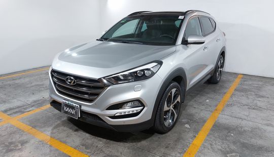 Hyundai • Tucson