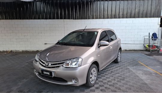 Toyota • Etios