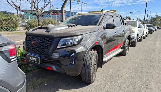 Nissan • Frontier