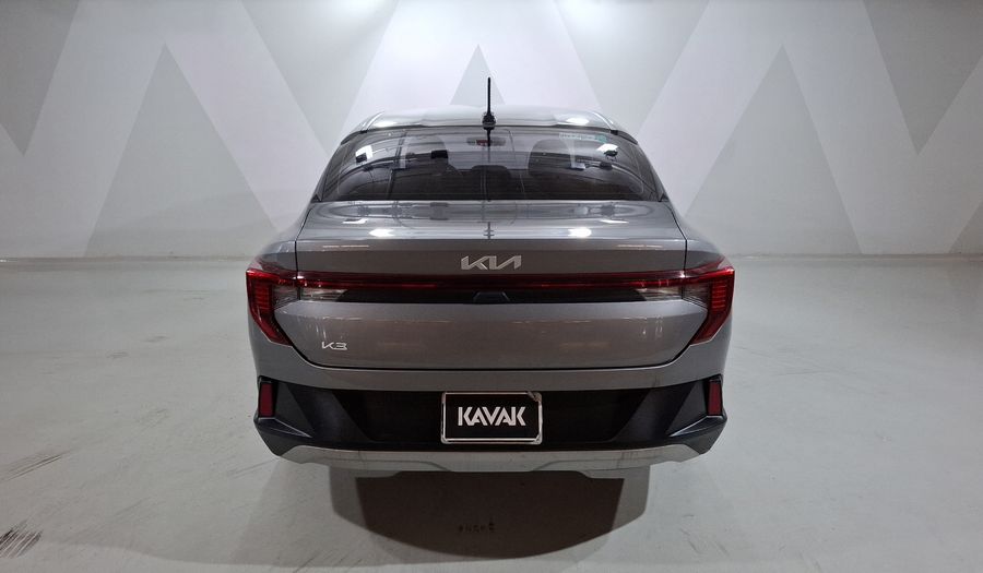 Kia K3 1.6 L AUTO Sedan 2024