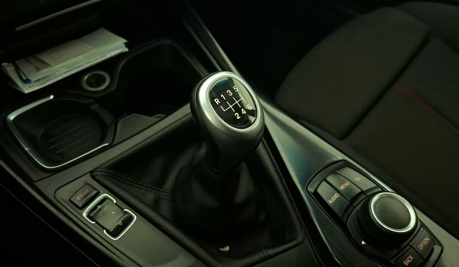 Bmw Serie 1 1.6 114I SPORT Hatchback 2015