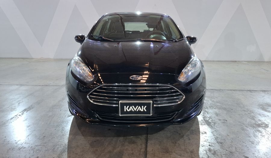 Ford Fiesta 1.6 SE AT Hatchback 2017