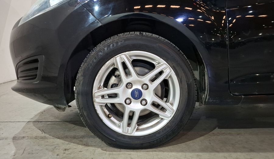 Ford Fiesta 1.6 SE AT Hatchback 2017
