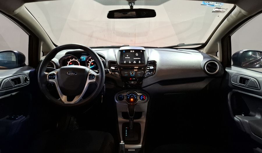 Ford Fiesta 1.6 SE AT Hatchback 2017