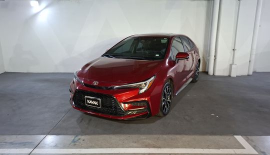 Toyota • Corolla