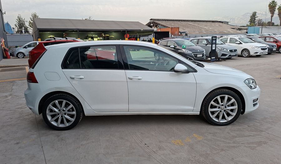 Volkswagen Golf 1.4 TSI DESIGN Hatchback 2017