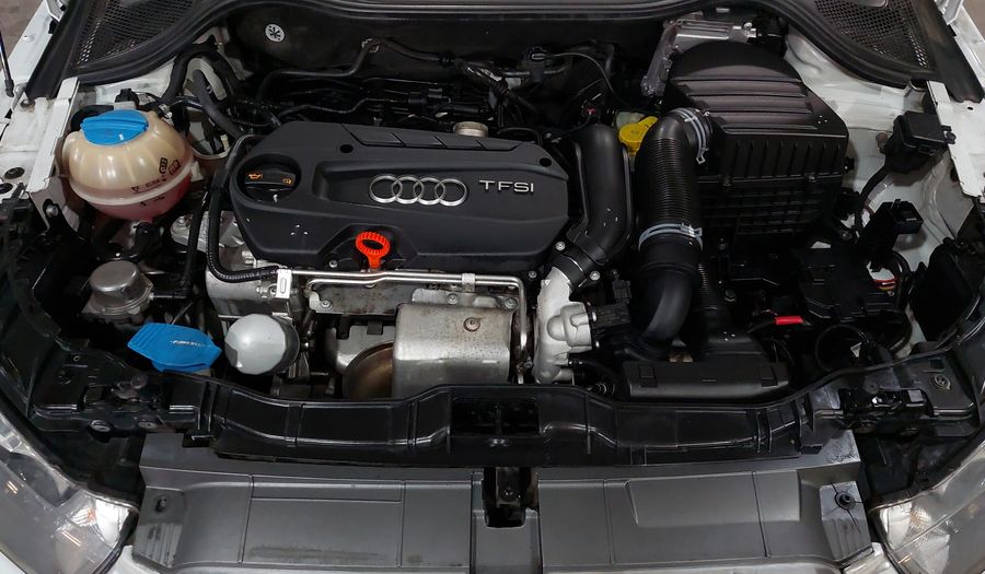 Audi A1 1.4 TFSI COOL S TRONIC Hatchback 2013