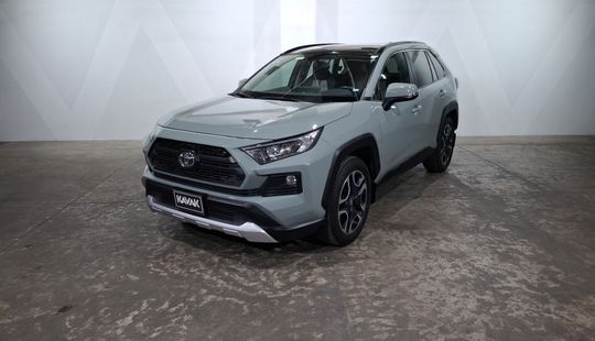 Toyota • RAV4