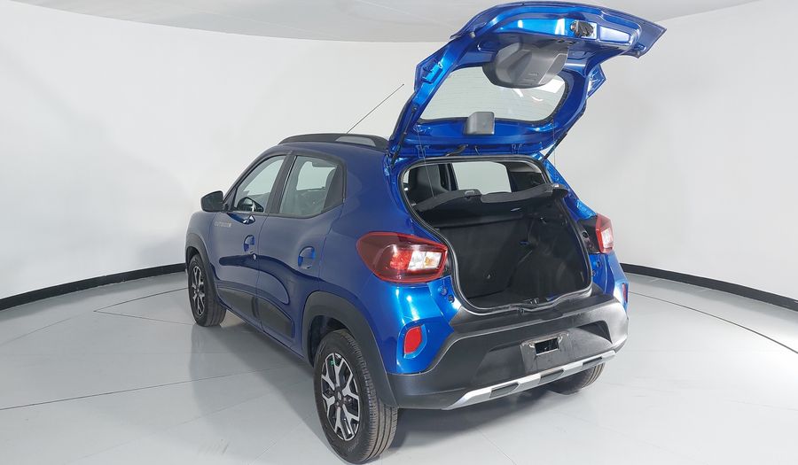 Renault Kwid 1.0 OUTSIDER Hatchback 2024