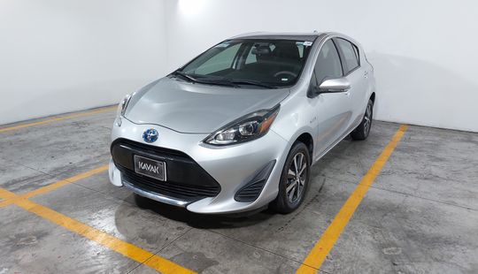 Toyota • Prius C