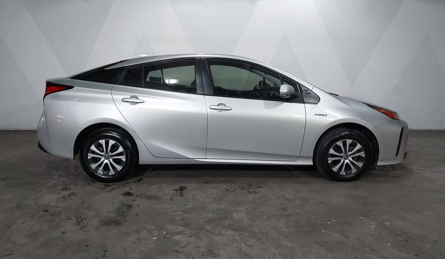 Toyota Prius 1.8 HEV BASE AUTO Hatchback 2021