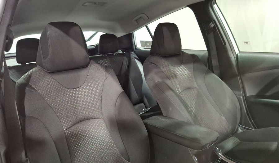 Toyota Prius 1.8 HYBRID BASE Hatchback 2019