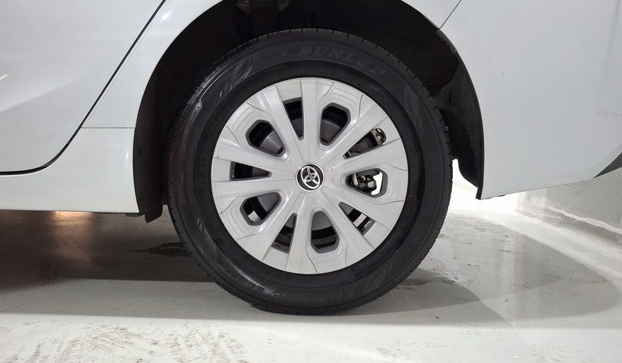 Toyota Prius 1.8 HYBRID BASE Hatchback 2019