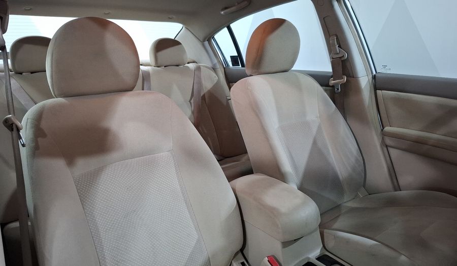 Nissan Sentra 2.0 CUSTOM CVT Sedan 2012