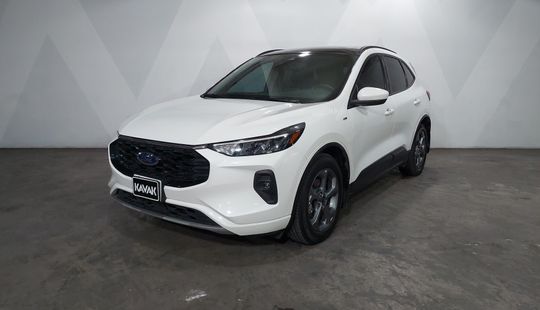 Ford • Escape
