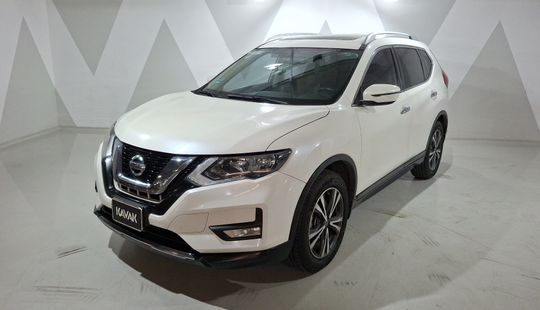 Nissan • X-Trail