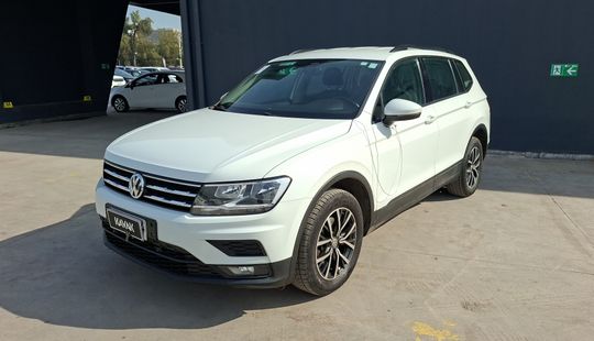Volkswagen • Tiguan