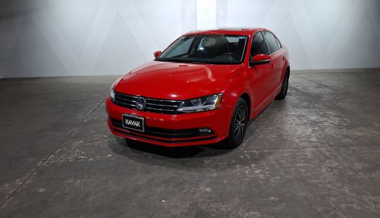 Volkswagen • Jetta