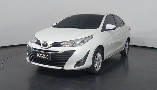 Toyota • Yaris