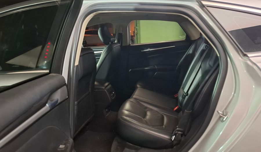 Ford Mondeo 2.0 TITANIUM AUTO Sedan 2018