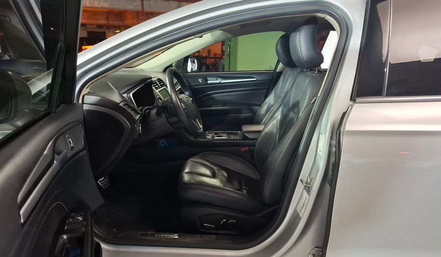 Ford Mondeo 2.0 TITANIUM AUTO Sedan 2018