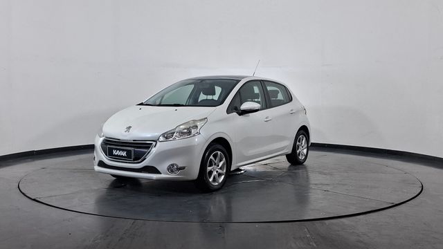 Peugeot • 208