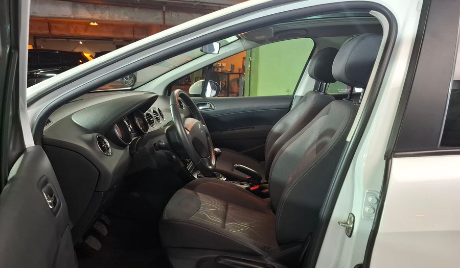 Peugeot 308 1.6 HDI ALLURE AM20 Hatchback 2021