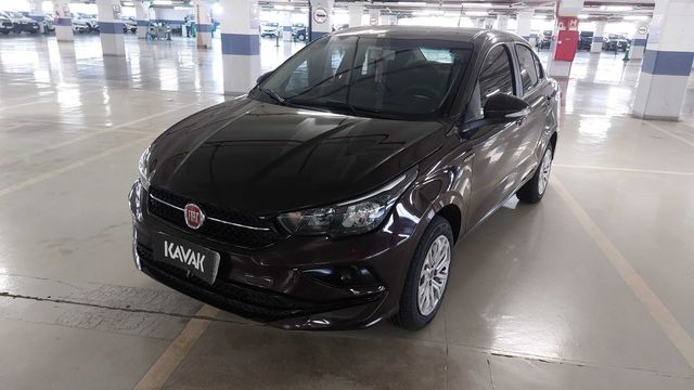 Fiat • Cronos