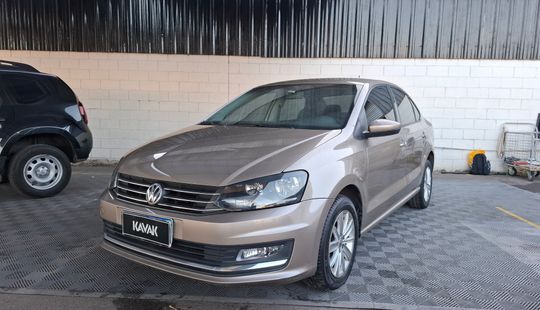 Volkswagen • Polo