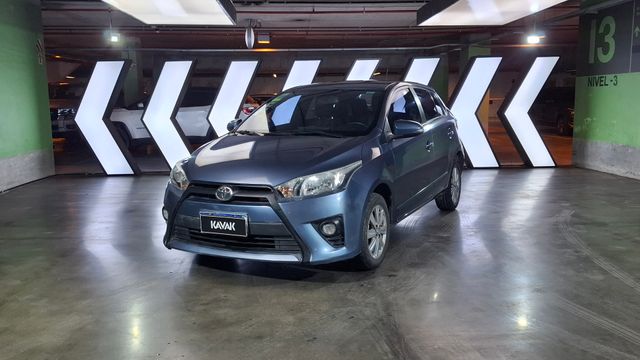 Toyota • Yaris