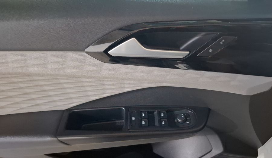 Volkswagen Taos 1.4 TSI TRENDLINE AUTO Suv 2021