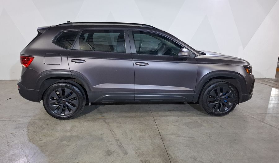 Volkswagen Taos 1.4 TSI TRENDLINE AUTO Suv 2021