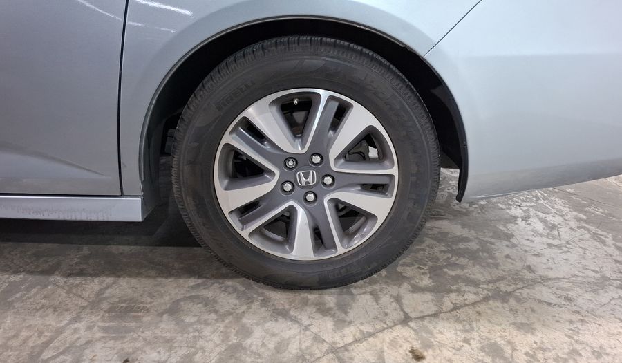 Honda Odyssey 3.5 TOURING Minivan 2016