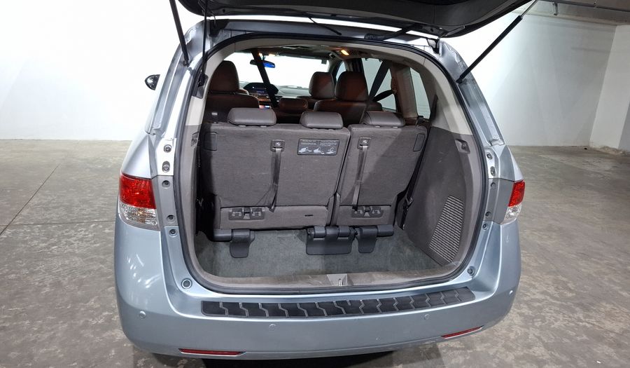 Honda Odyssey 3.5 TOURING Minivan 2016