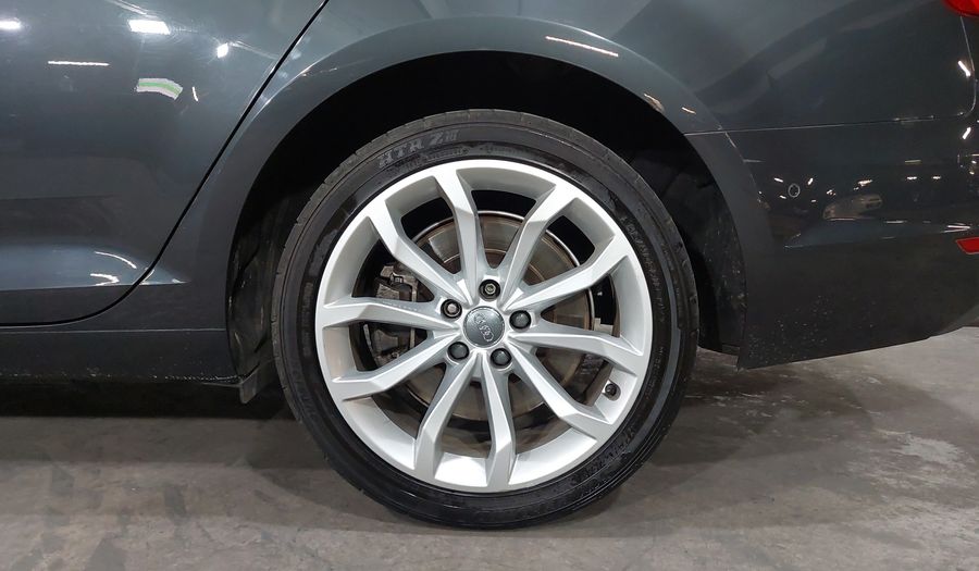 Audi A4 2.0 TFSI SELECT S-TRONIC QUATTRO Sedan 2017