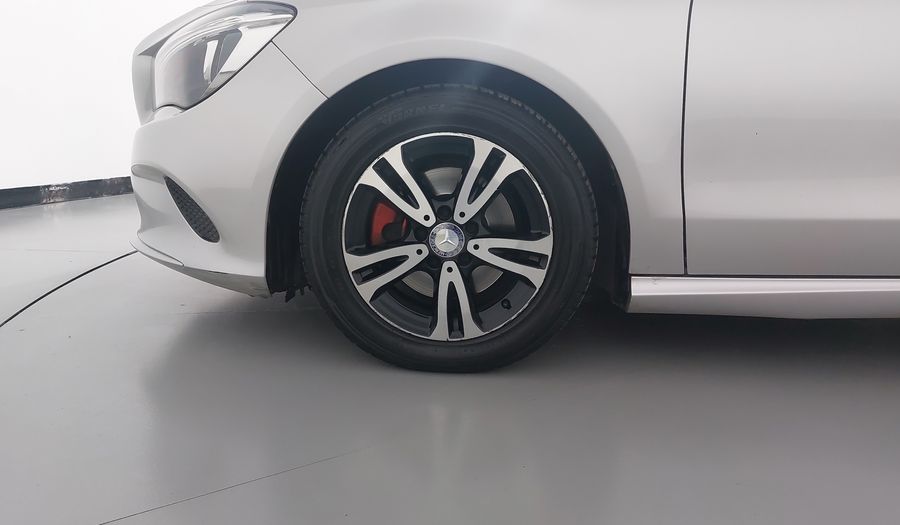 Mercedes Benz Clase Cla 1.6 CLA 200 SPORT AT Coupe 2017